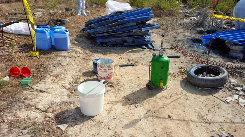 Bonifica e smaltimento manufatti in eternit Bonifica e smaltimento manufatti in eternit